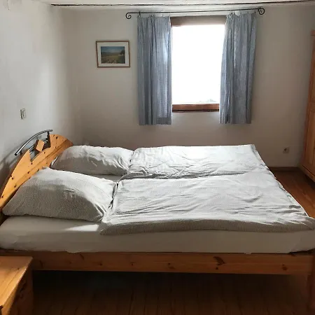 Weingut-Ferienhof Schäfer Dornfelder Apartment Gocklingen