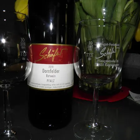 Weingut-Ferienhof Schäfer Dornfelder Gocklingen