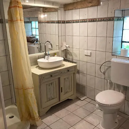 Weingut-Ferienhof Schäfer Dornfelder Apartment